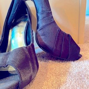 Black Satin Sparkle Heels Size 9